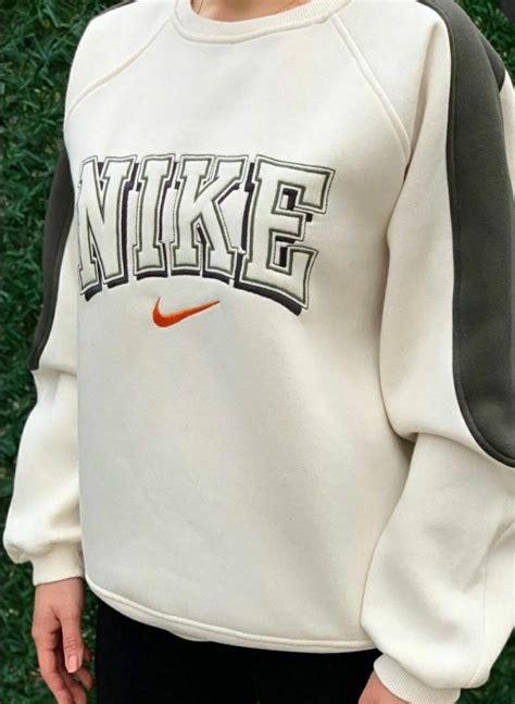 oversized nike sweatshirt vintage